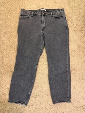 Abercrombie & Fitch Washed Charcoal Mom High-Rise Jeans